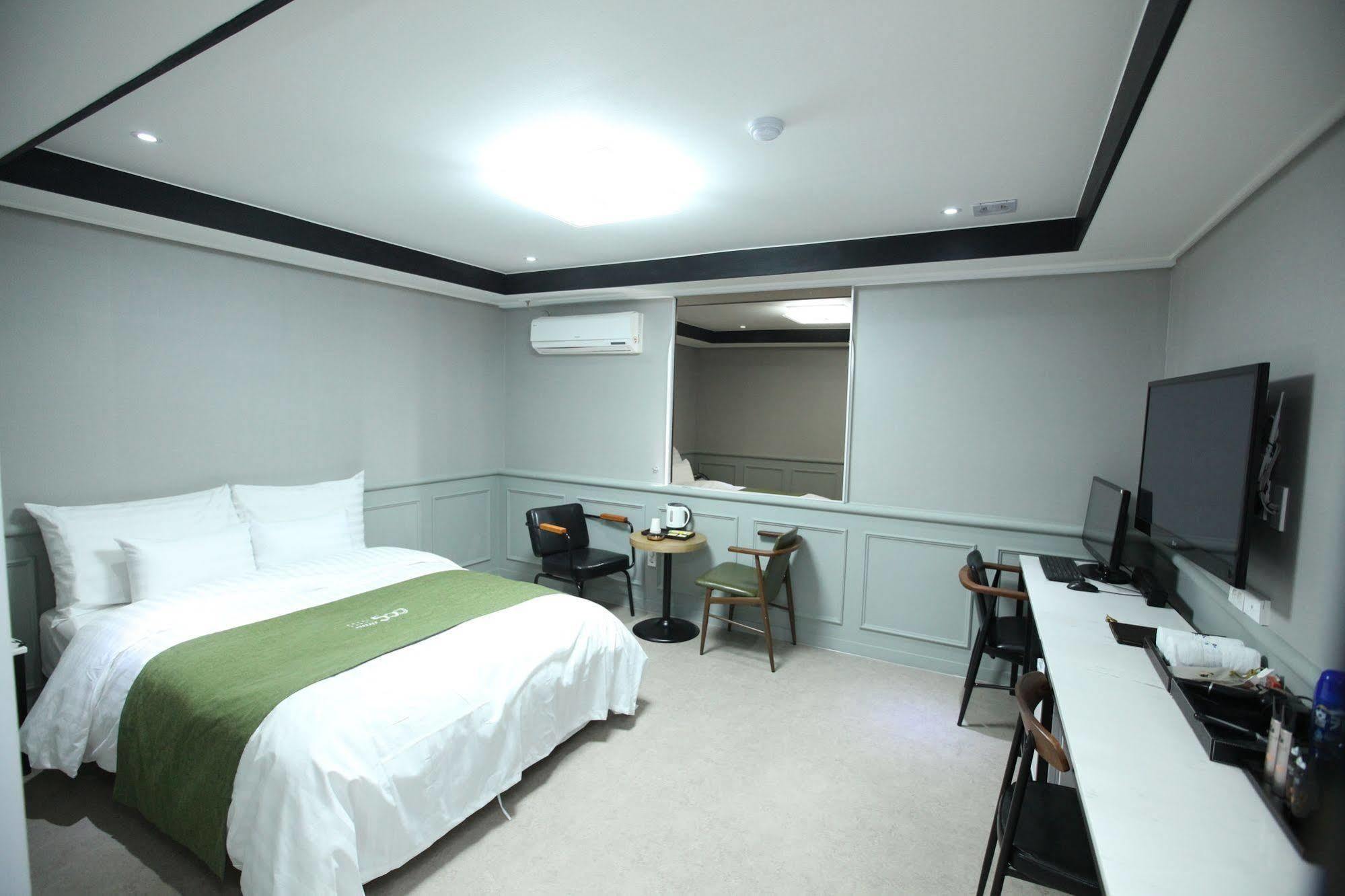 Hotel 500Th Mokpo Exterior photo